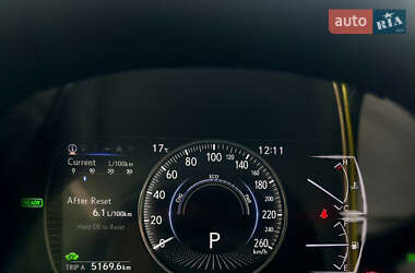 Седан Lexus ES 2019 в 