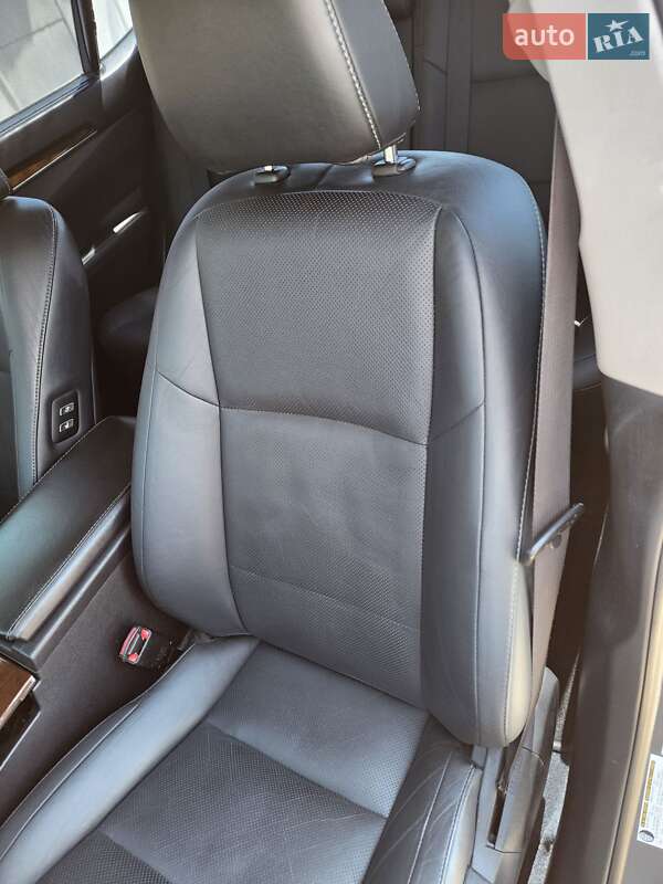 Седан Lexus ES 2013 в Одессе