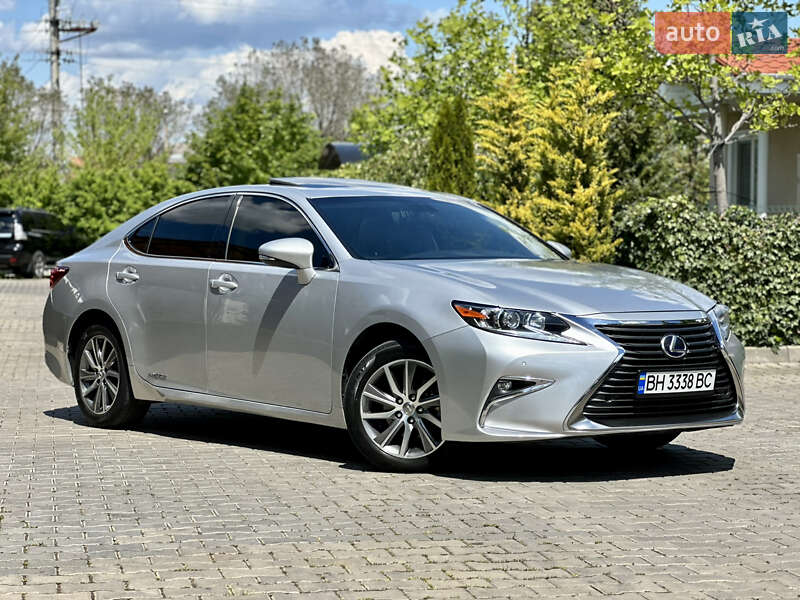 Седан Lexus ES 2015 в Одессе