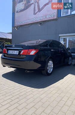 Седан Lexus ES 2008 в Мукачево