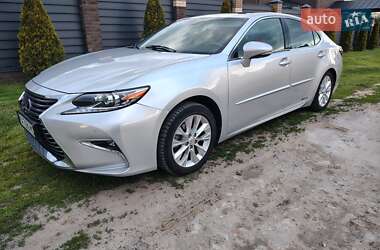 Седан Lexus ES 2012 в 