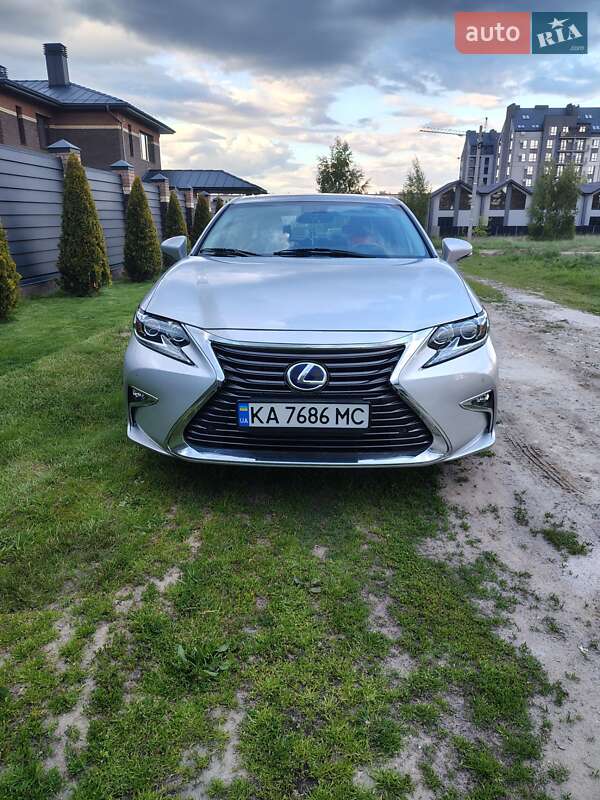 Седан Lexus ES 2012 в Києві