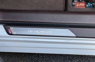 Седан Lexus ES 2020 в 