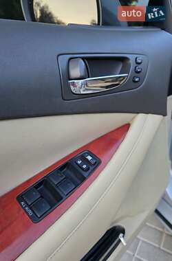 Седан Lexus ES 2007 в Ровно