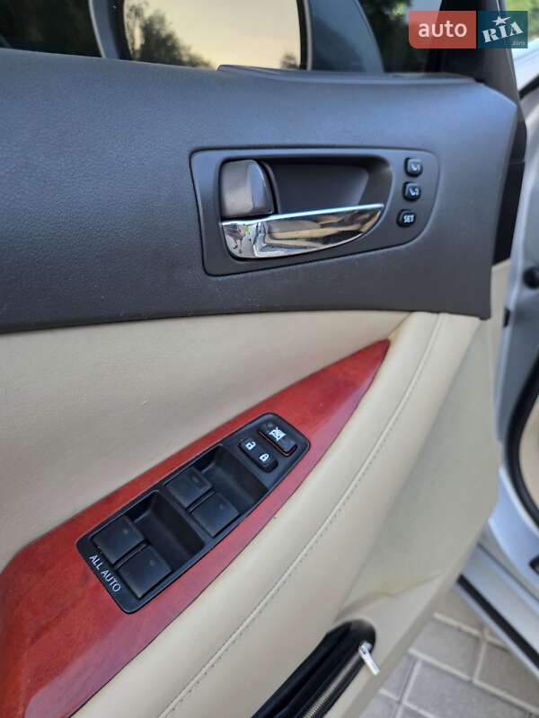 Седан Lexus ES 2007 в Ровно