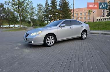 Седан Lexus ES 2007 в Ровно