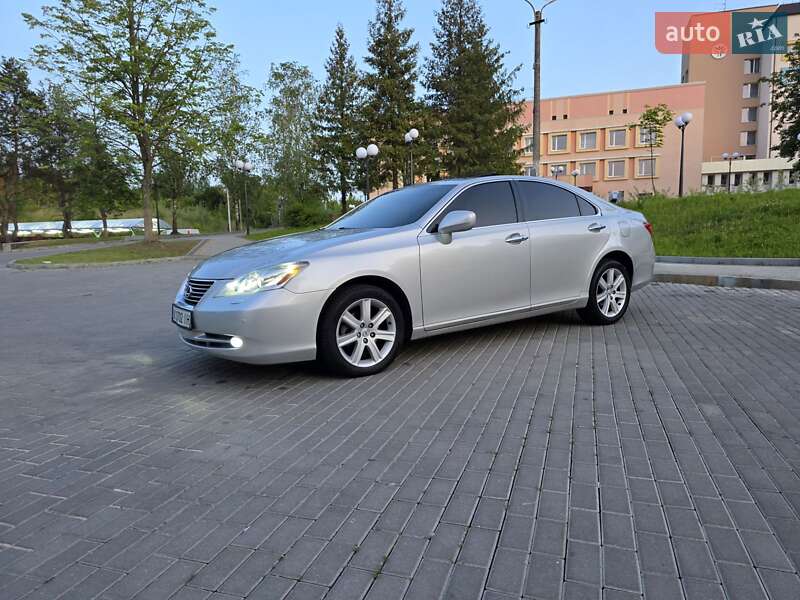 Седан Lexus ES 2007 в Ровно