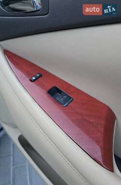 Седан Lexus ES 2007 в Ровно