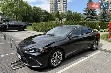 Седан Lexus ES 2023 в 