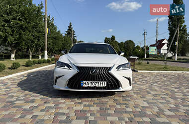 Седан Lexus ES 2024 в Кривом Озере