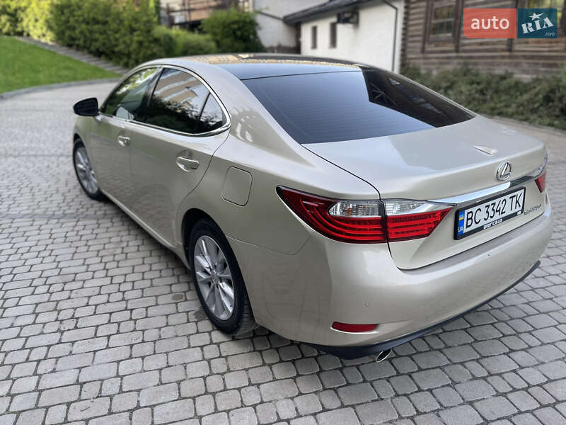 Седан Lexus ES 2012 в Львові фото 7 Седан Lexus ES 2012 в Львові
