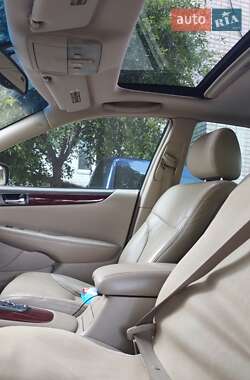 Седан Lexus ES 2005 в Житомире