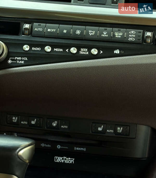 Седан Lexus ES 2021 в Киеве