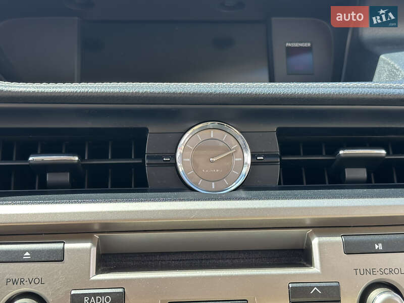 Седан Lexus ES 2012 в Одесі