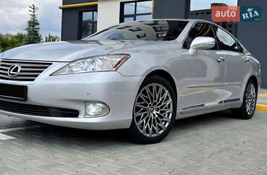 Седан Lexus ES 2011 в Киеве