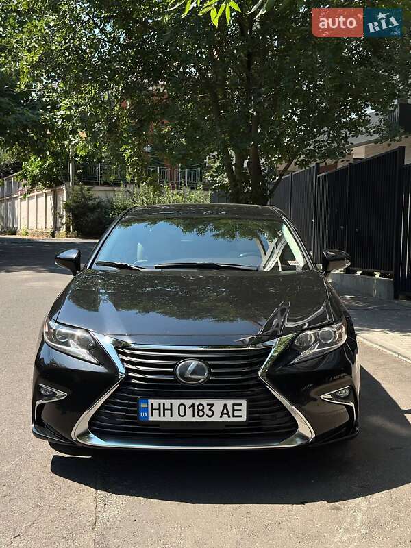 Седан Lexus ES 2017 в Одессе