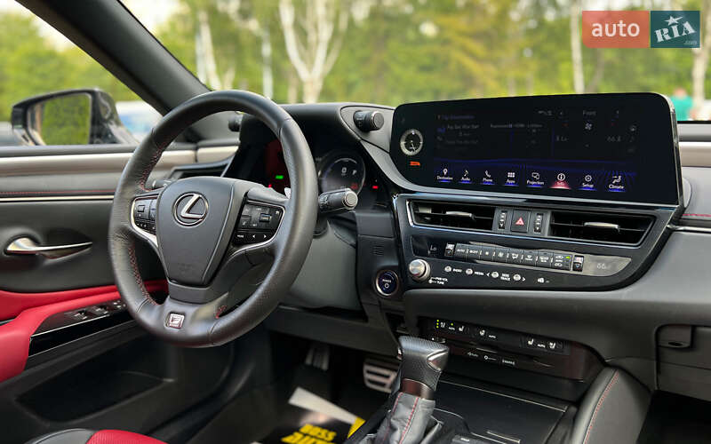 Седан Lexus ES 2022 в Львове