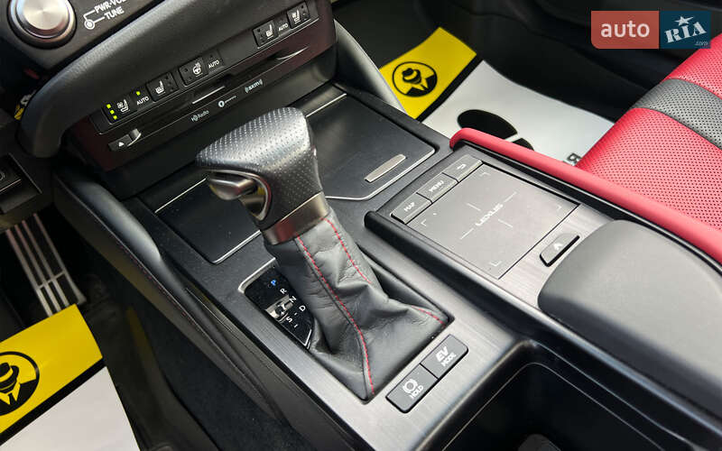 Седан Lexus ES 2022 в Львове