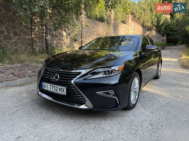 Lexus ES 2017