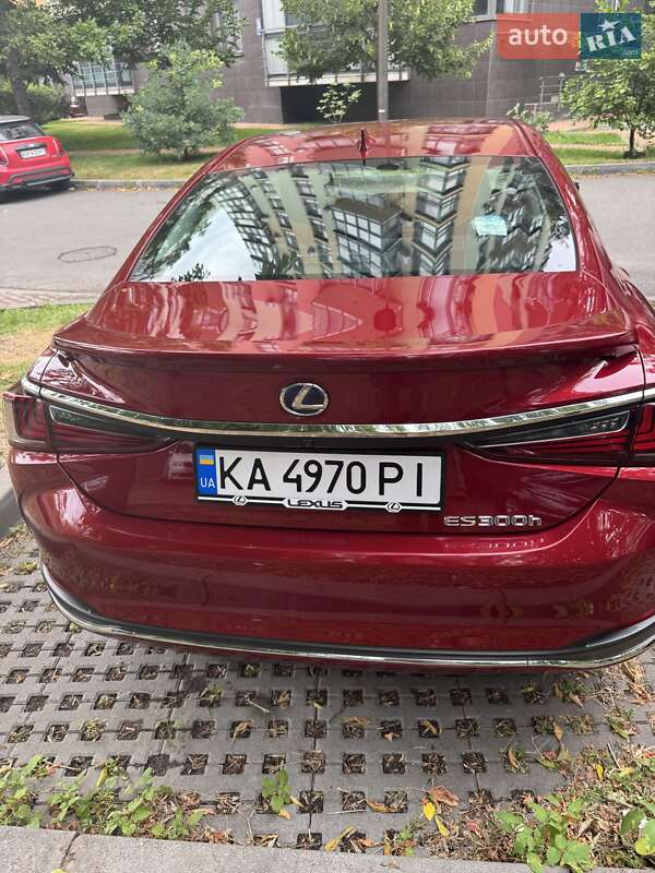 Седан Lexus ES 2022 в Киеве