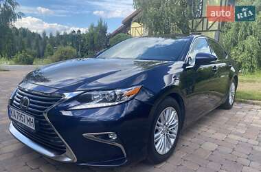 Седан Lexus ES 2018 в Киеве