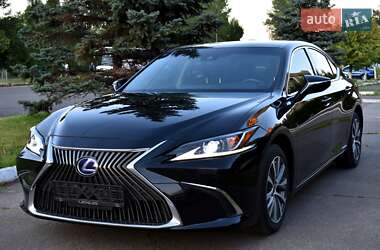 Седан Lexus ES 2019 в Києві