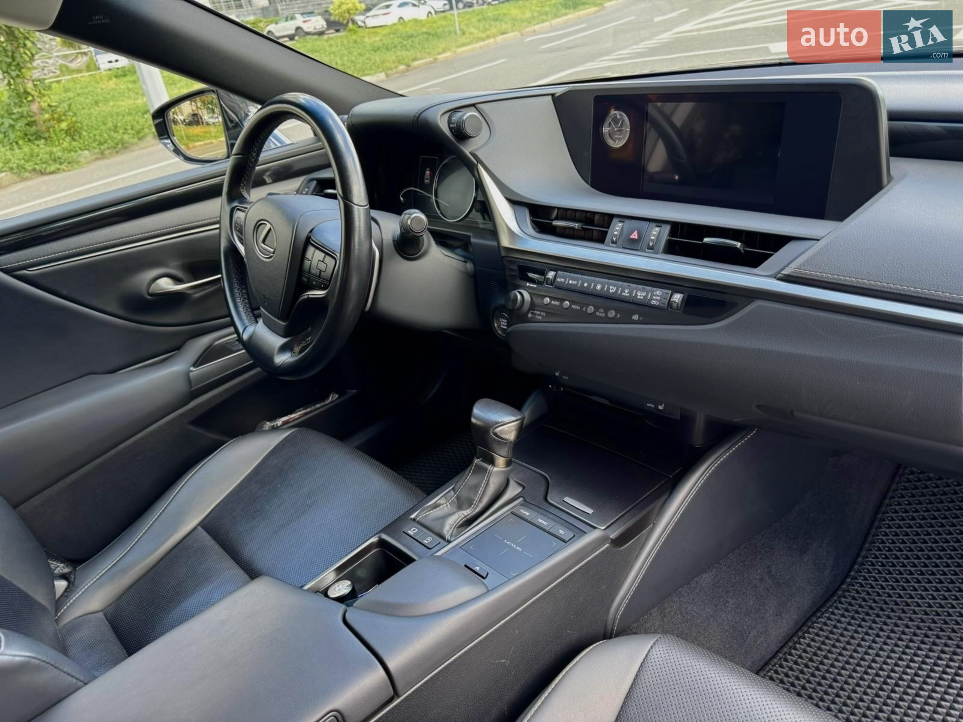 2018 Lexus ES - мініатюра 18