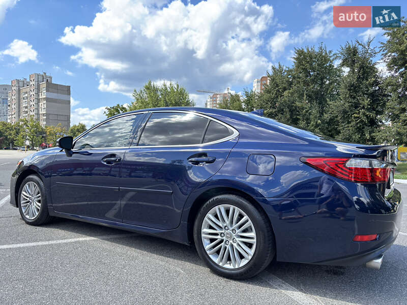 Седан Lexus ES 2015 в Киеве фото 9 Седан Lexus ES 2015 в Киеве