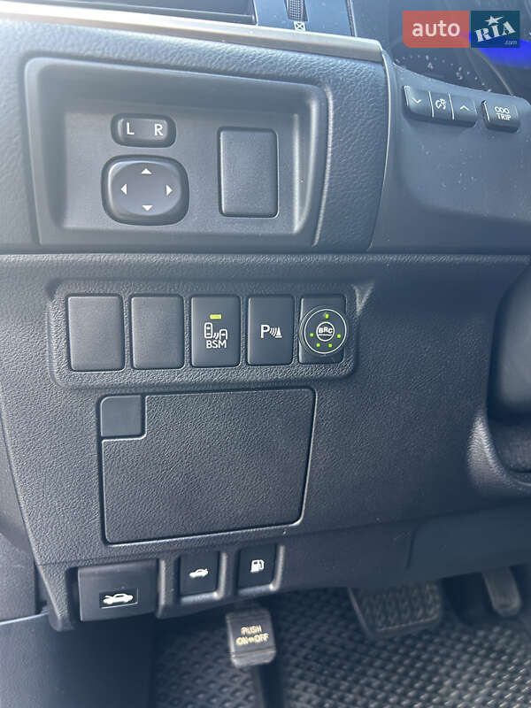 Седан Lexus ES 2015 в Киеве фото 16 Седан Lexus ES 2015 в Киеве