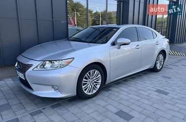 Седан Lexus ES 2012 в Днепре