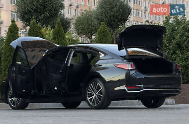 Седан Lexus ES 2023 в Одессе