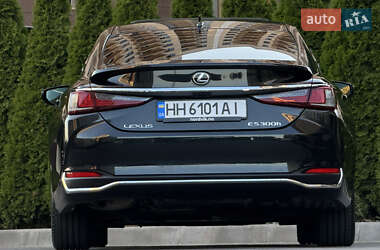 Седан Lexus ES 2023 в Одессе