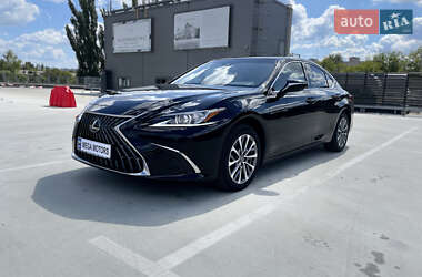 Седан Lexus ES 2022 в Киеве