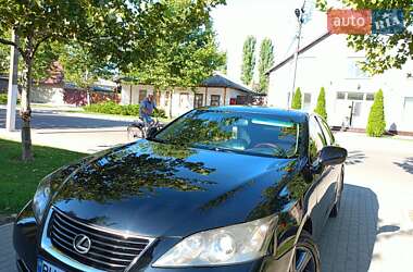 Седан Lexus ES 2006 в Кілії