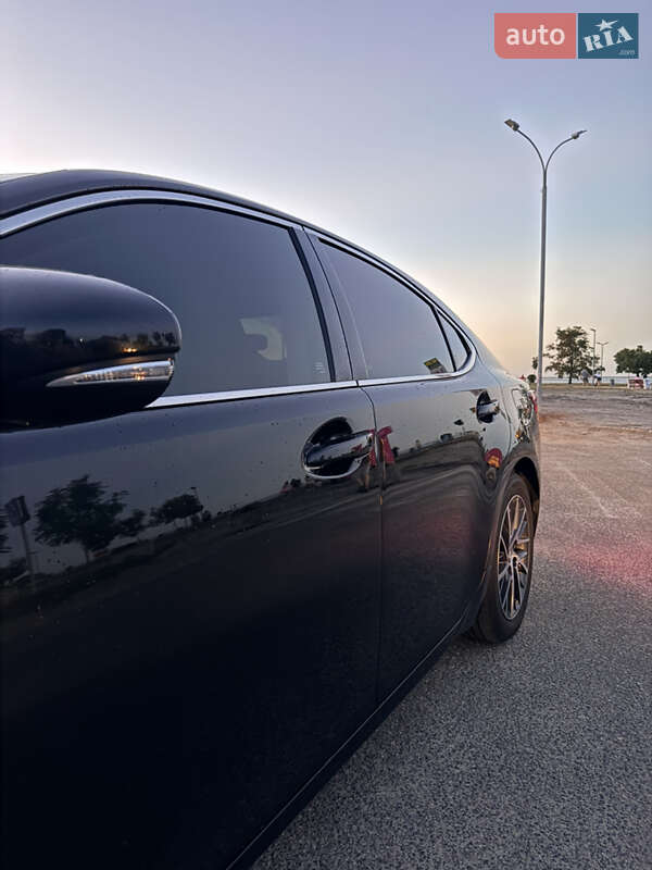 Седан Lexus ES 2018 в Черкассах