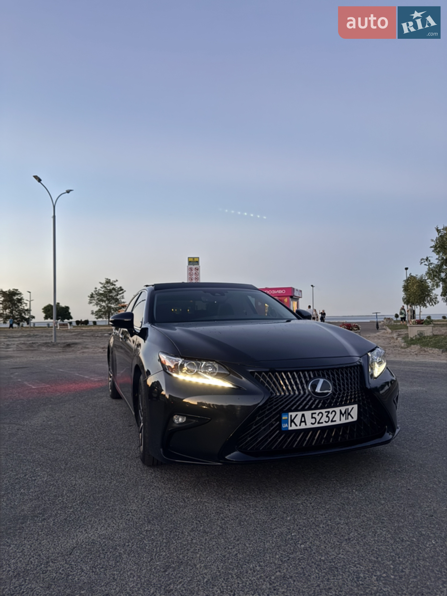 2018 Lexus ES - мініатюра 13
