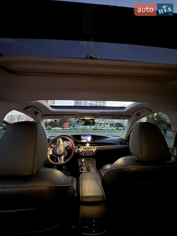 Седан Lexus ES 2018 в Черкассах