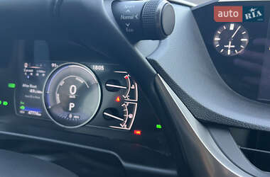 Седан Lexus ES 2020 в 