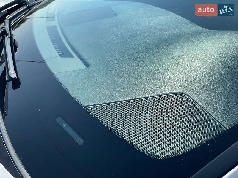 Седан Lexus ES 2013 в Тетиеве