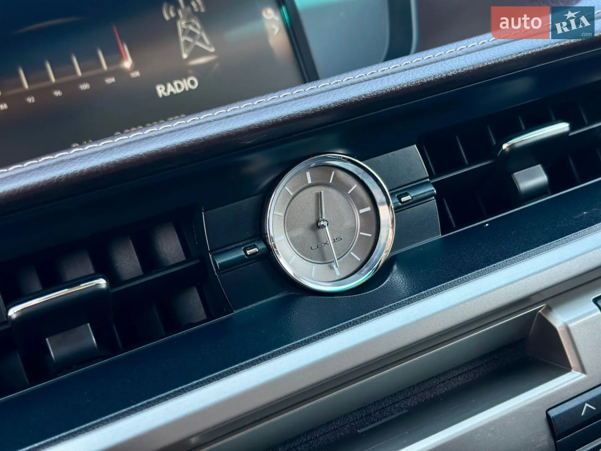 2018 Lexus ES - мініатюра 13