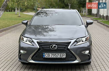 Седан Lexus ES 2016 в 