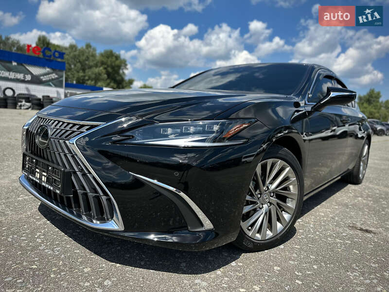 Седан Lexus ES 2024 в Киеве