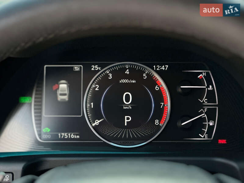 Седан Lexus ES 2024 в Киеве