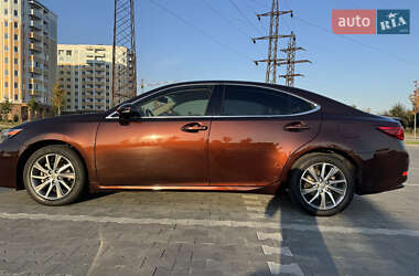 Lexus ES 2015