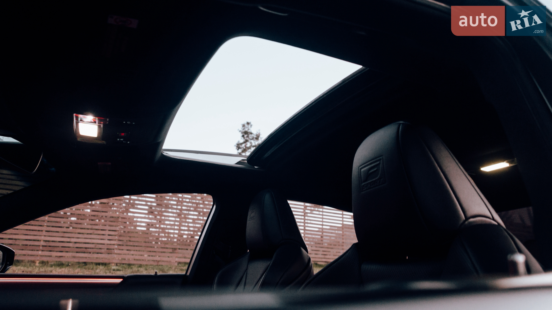 2019 Lexus ES - мініатюра 43
