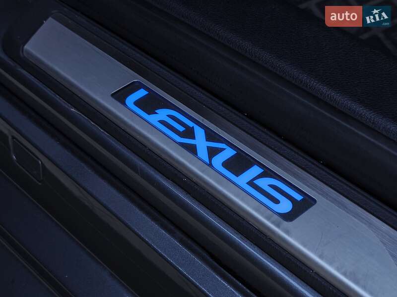 Седан Lexus ES 2021 в Днепре