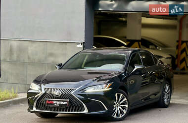 Седан Lexus ES 2019 в Харькове