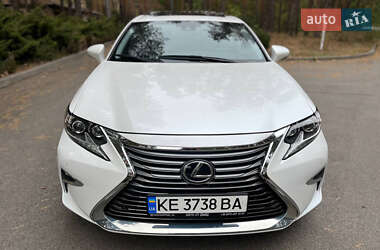 Lexus ES 2015