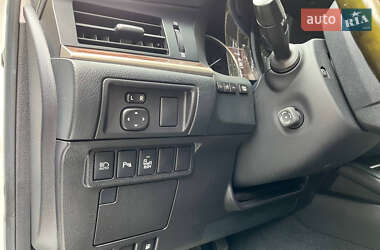 Седан Lexus ES 2015 в 