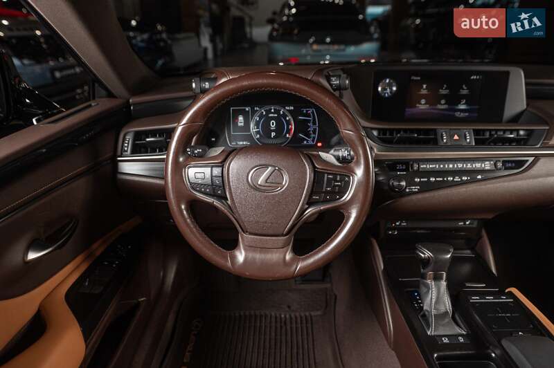 Седан Lexus ES 2019 в Одессе